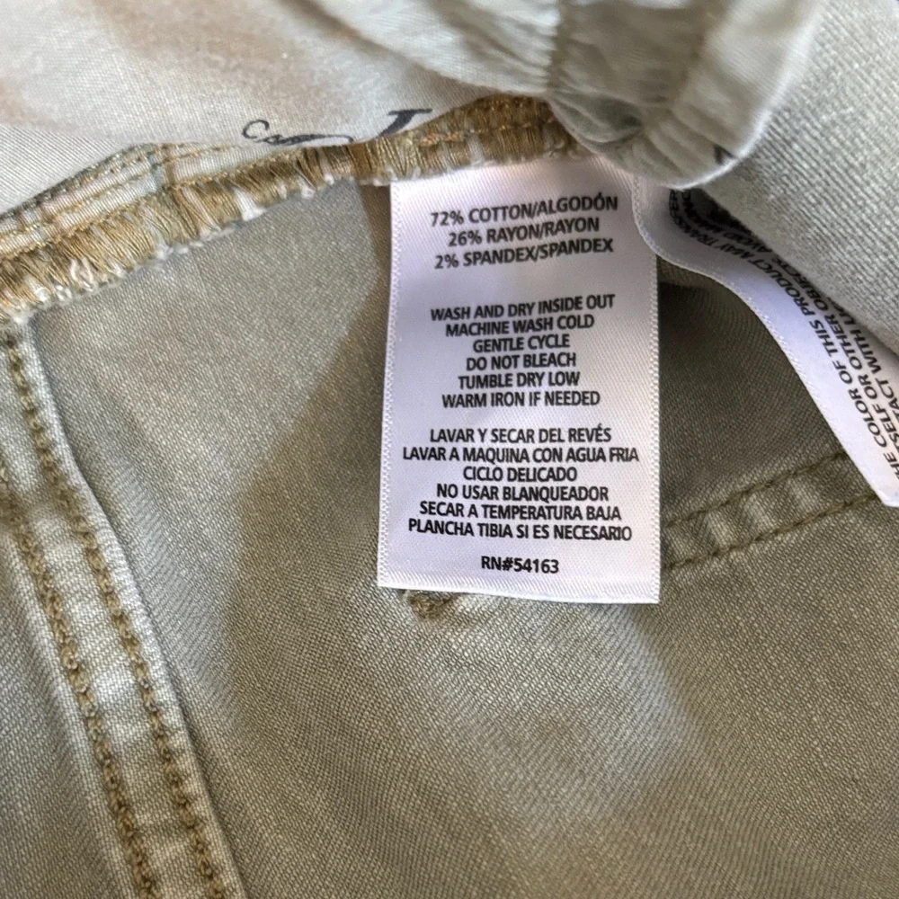Calvin Klein Jeans Women's Skinny Jeans in Light Green